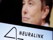 Компанія Ілона Маска "Neuralink" вперше вживила чип у мозок людини