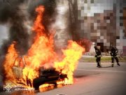Ворожі безпілотники атакували мирне населення Херсона: знищено цивільне авто