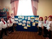 Діти Петрівки до Дня Соборності України показали єдність на виставці малюнків