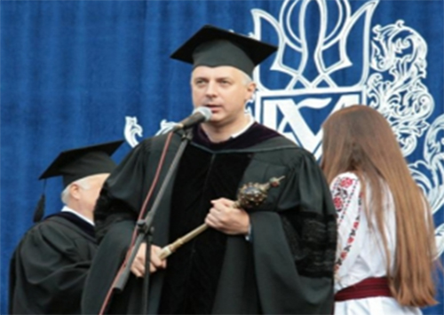 Как в Херсоне министра «под монастырь» подводят