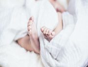На Херсонщине женщина родила в ночью в степи
