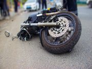 На Херсонщине пьяная сельчанка с протезом разбилась на скутере