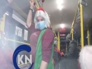 У Херсоні пасажирів тролейбусу веселив кондуктор