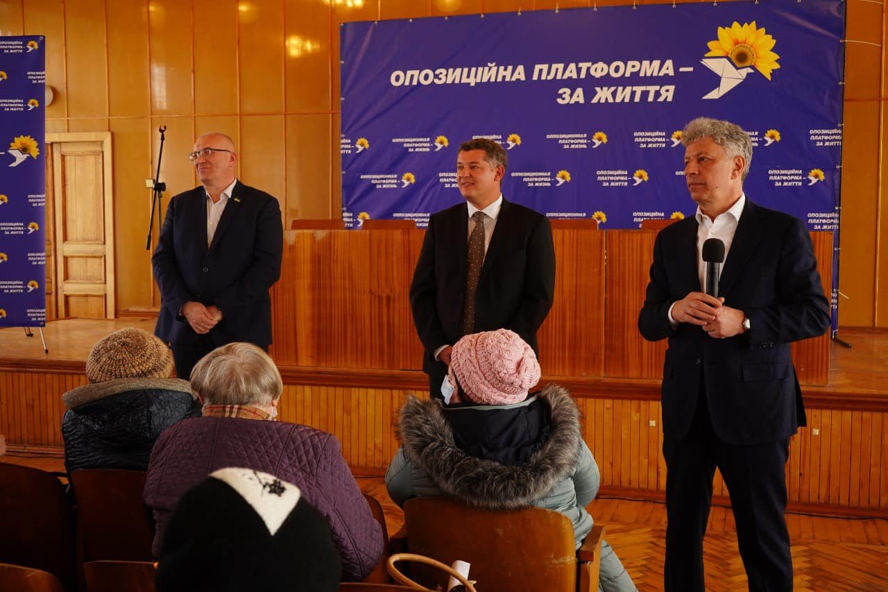 Бойко, избиратели, Устинов