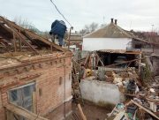 У Генічеську ремонтують пошкоджені обстрілом будинки