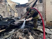 Рятувальники ліквідували пожежу в історичній будівлі Херсона після удару дрона