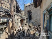 Обстріли Херсонщини: пошкоджено музей, будинки та авто, є поранений