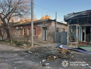 Понад 30 пошкоджених об'єктів і восьмеро поранених: доба на Херсонщині