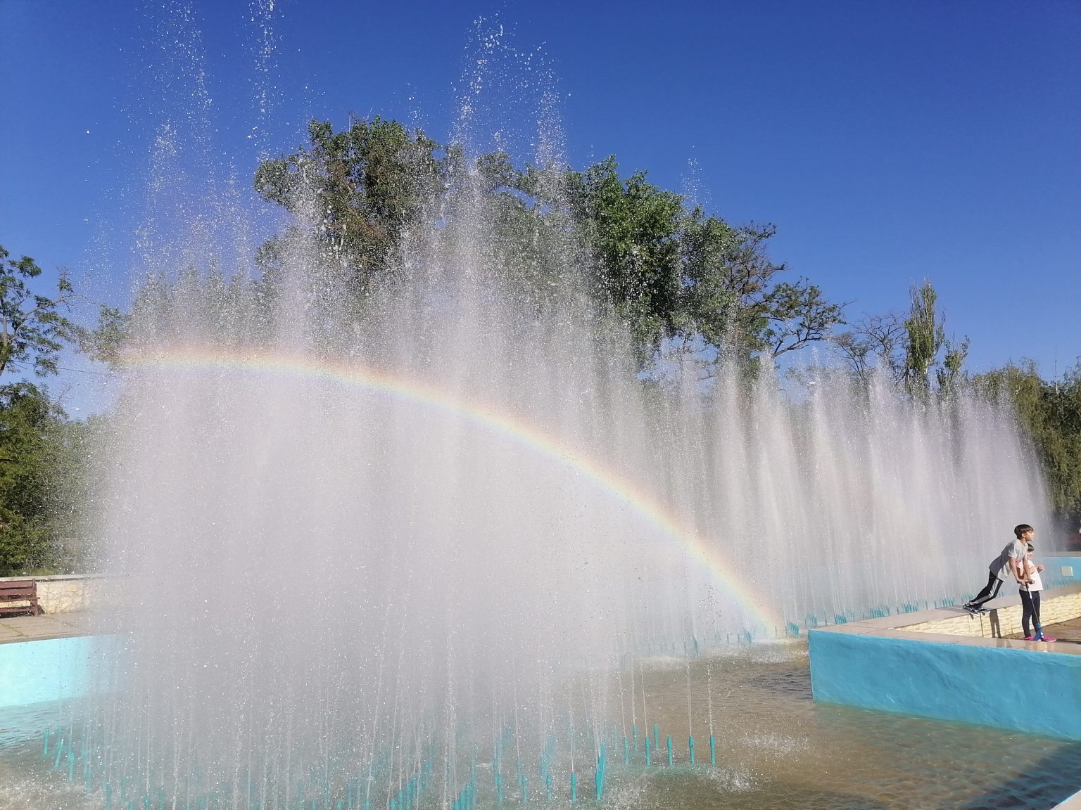 фонтан,Херсон,май