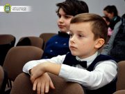 Юні херсонські піаністи перемогли у віртуальному музичному конкурсі