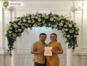 Життя триває: у Херсонській громаді одружуються пари