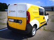 У села Херсонщини працівники Укрпошти з ризиком для життя доставляють пенсію