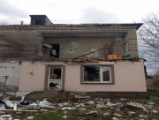 Росіяни скинули вибухівку біля магазину в Бериславі