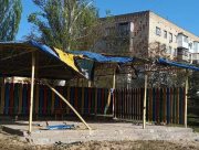 Російські війська обстріляли дитячий садок у Херсоні (ФОТО)