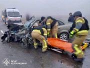 Аварія на М-14: херсонські рятувальники врятували затиснутого водія