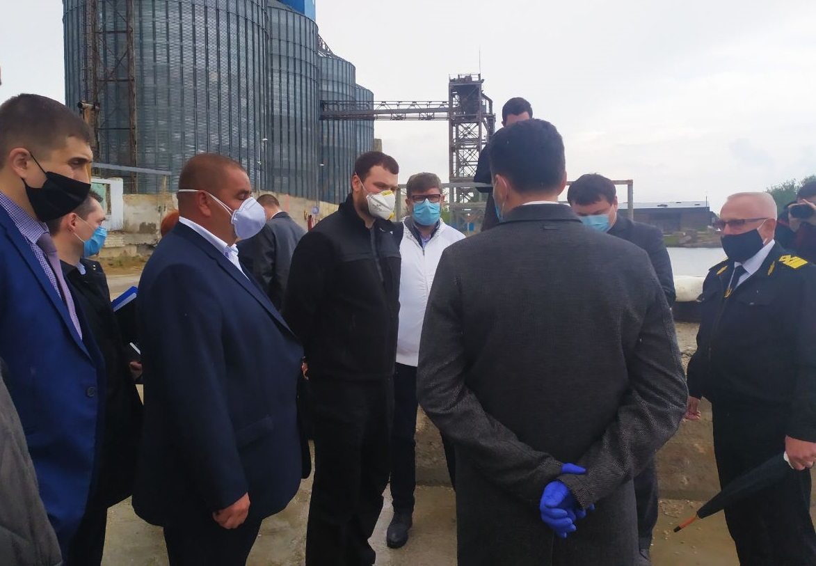 Скадовск, порт, работа