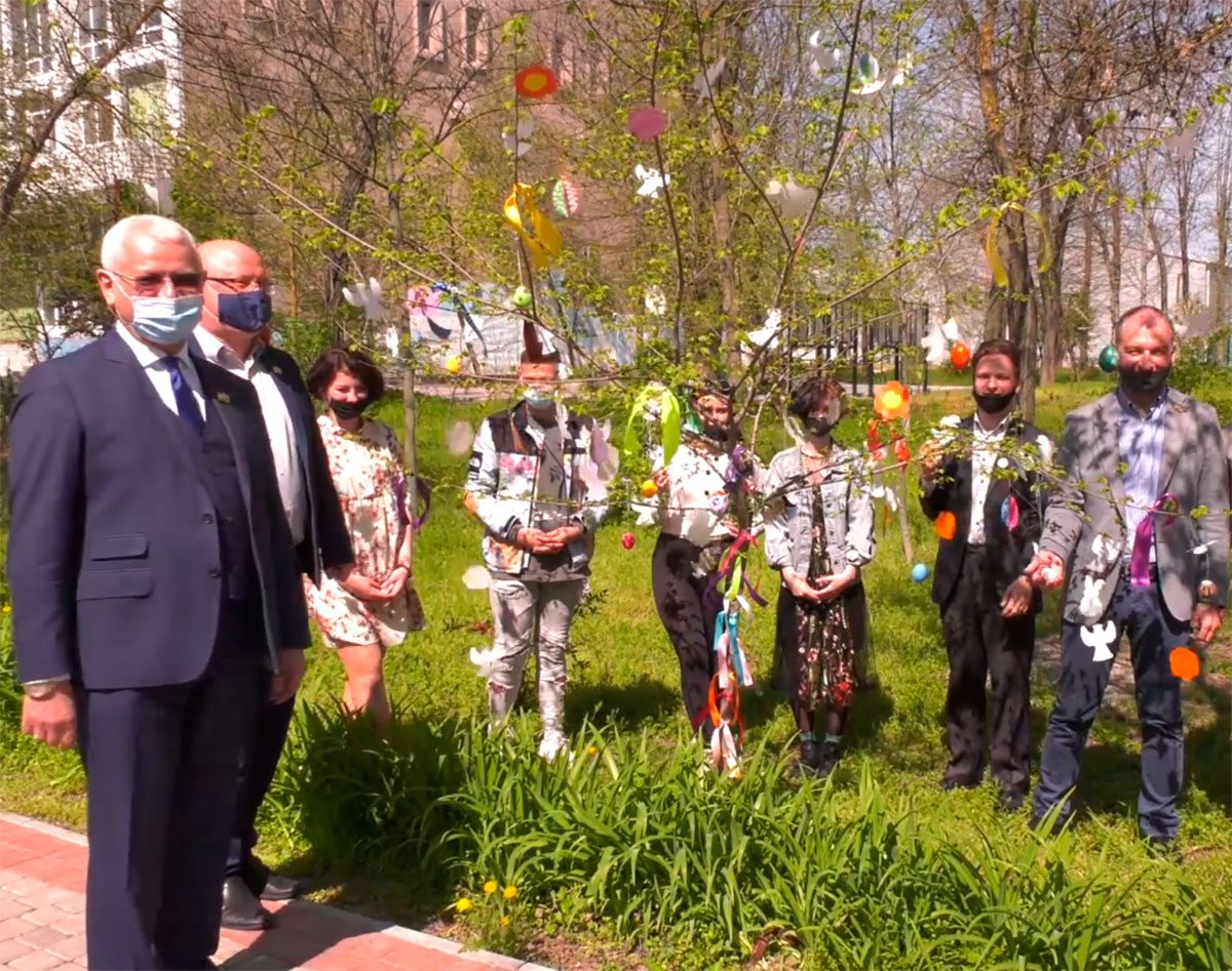 Свято, привітання, Співаковський