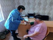 Лікарка мобільної бригади здійснила прийом пацієнтів в селищі Урожайне
