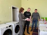 У Білозерській громаді запрацювала соціальна пральня