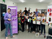На Херсонщині до Дня вишиванки поліція та благодійники провели арт-захід для дітей (ФОТО)