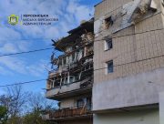 Російські дрони другу добу масовано атакують Інженерне: є поранені та руйнування