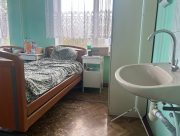 Четверо херсонців постраждали через ранкову атаку російських дронів