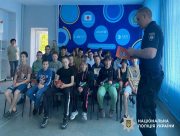 Поліцейські Херсонщини нагадали школярам основні правила безпеки дорожнього руху