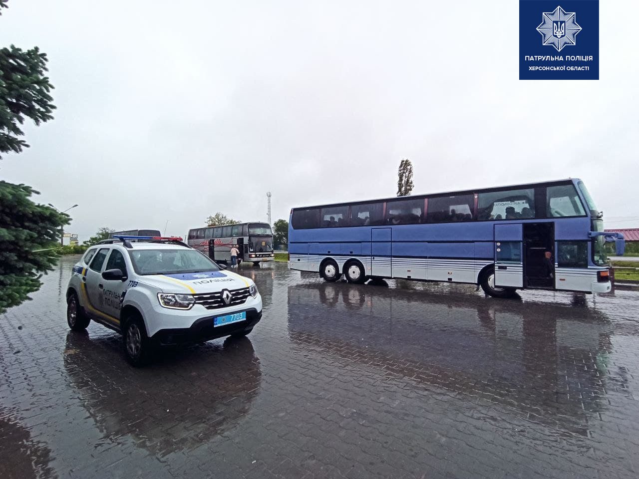 Херсон,патрульные автобусы,дети