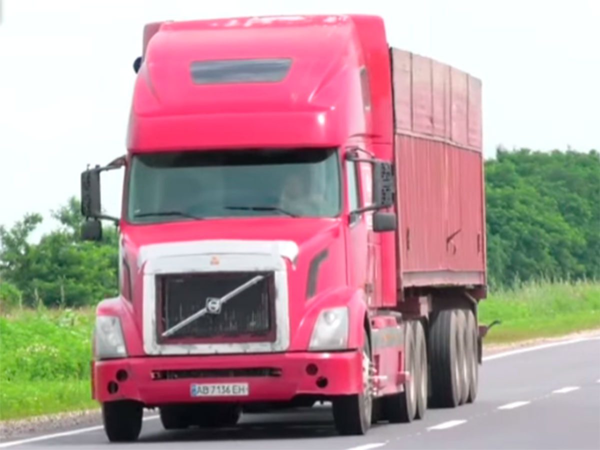 Херсонщина, відео, вантажівки