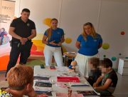 Херсонські міграційні поліцейські нагадали про ризики торгівлі людьми та кіберзагрози для дітей