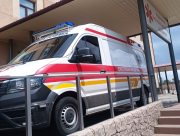 Окупанти вдарили дроном по цивільній автівці у Херсоні: постраждав 58-річний чоловік