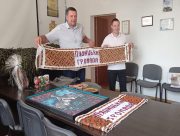 Чаплинська громада отримала маскувальні сітки для українських захисників