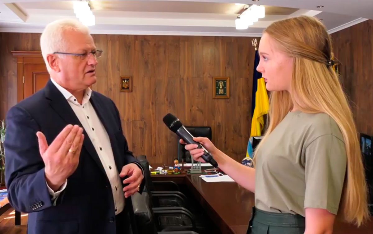 ХДУ, відео, Співаковський