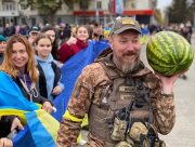 З Днем кавуна! Херсонці діляться секретами вибору найсмачнішого кавунчика