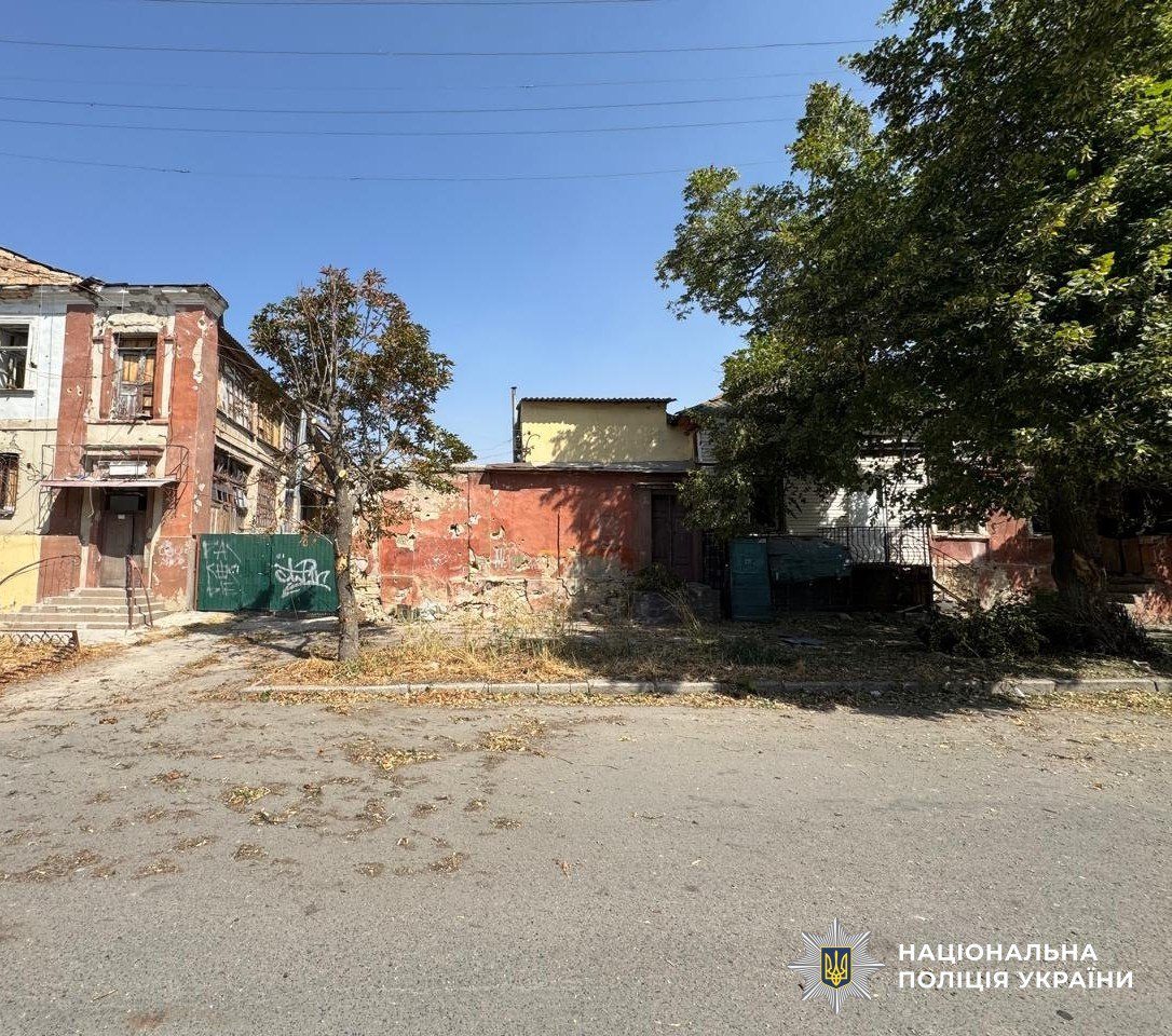 Окупанти, продовжують, обстрілювати, Херсонщину, шестеро, поранених, зруйновано, майже, два, десятки, об’єктів, артилерії, мінометів, реактивних, систем, залпового, вогню, безпілотників