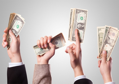 Чи готові українці фінансувати партії з власного гаманця?