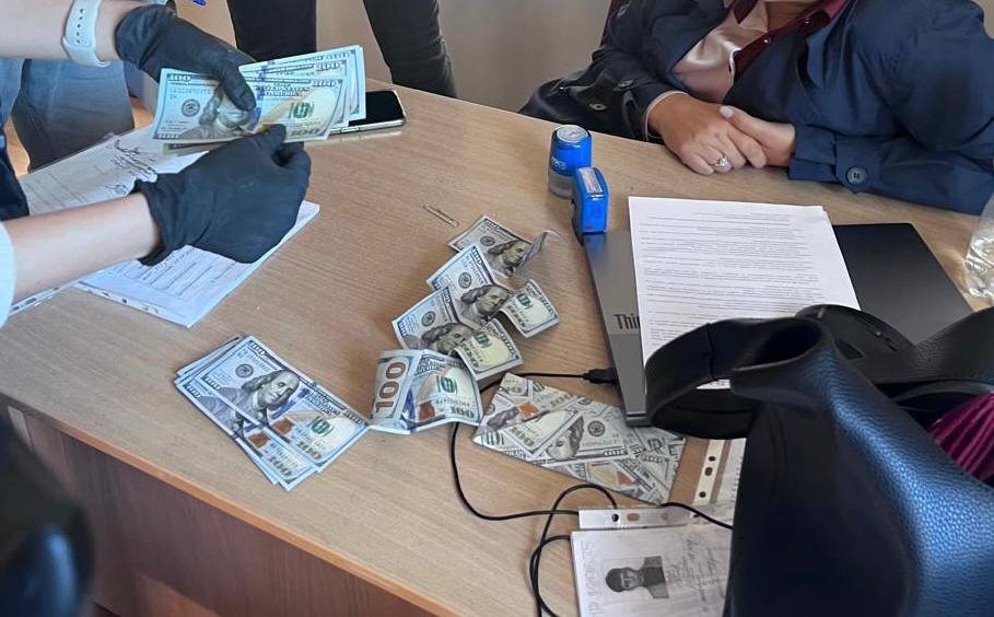 Херсоні, СБУ, викрила, схему, ухилення, мобілізації, фіктивні, діагнози, співробітниці, медичної, служби, територіального, центру, комплектування, військово-лікарської, комісії, організували, корупційну, схему, дозволяла, чоловікам, призовного, віку, уникати, мобілізації, повідомила, Служба, безпеки, України