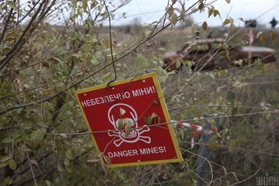 Бериславі, Херсонщина, заміновано, виїзди, міста, дорогах, встановлені, міни-пелюстки, великі, вибухові, пристрої