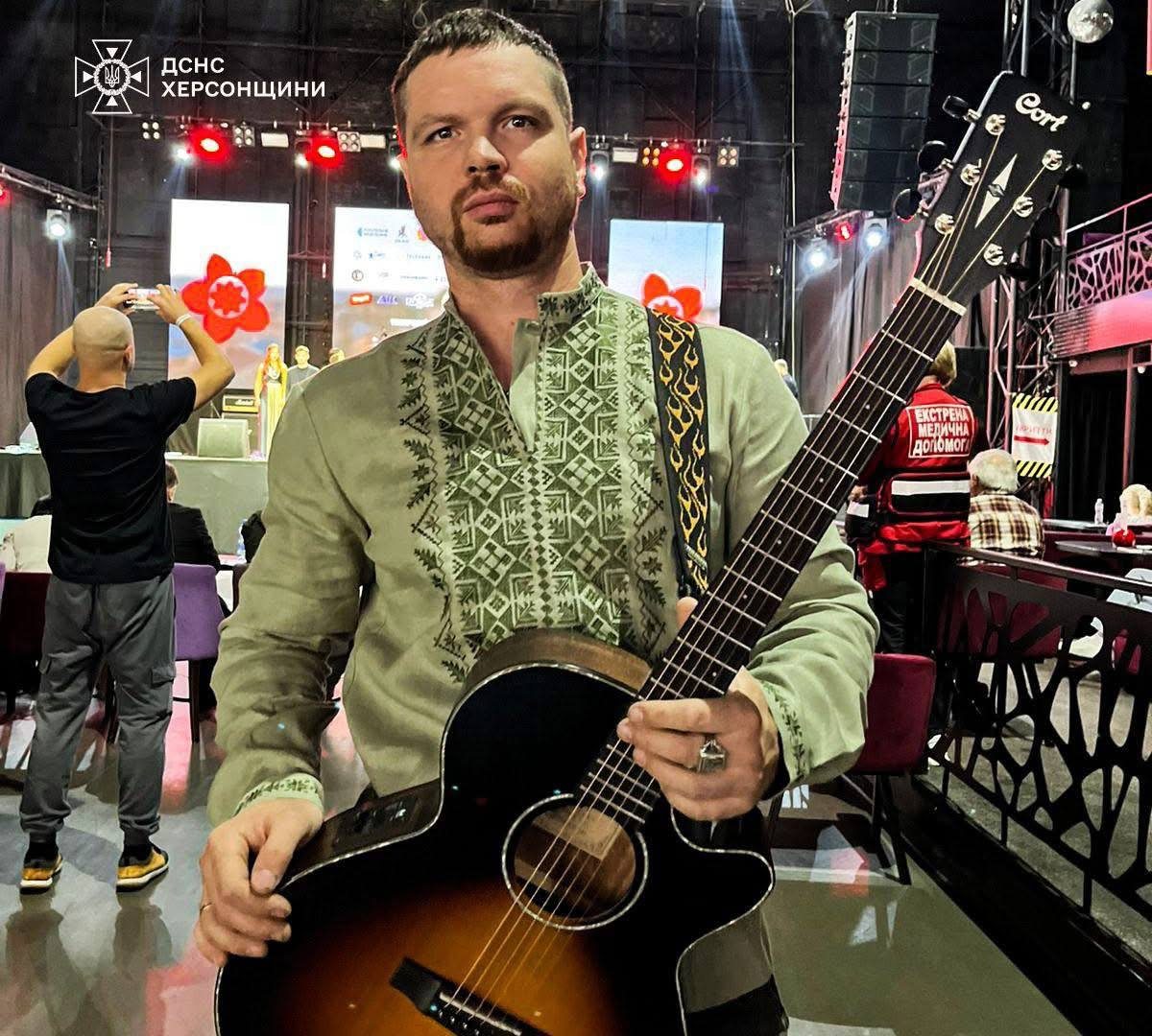 Херсонський, рятувальник, Віктор, Ревенко, став, одним, переможців, престижного, фестивалю, Червона, Рута-2025, відбувся, Львові, отримав, третю, премію, жанрі, акустична, музика