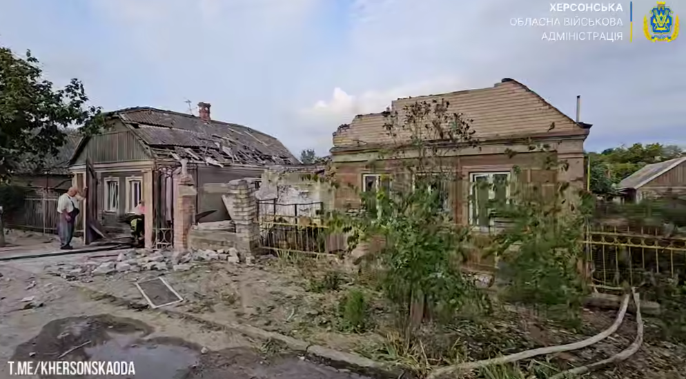 Корабельний, район, Херсона, під обстрілом, зруйноване, житло, поранений, Сьогодні, вранці, окупанти, обстріляли, Корабельний район Херсона, реактивної, артилерії, медики, травма, допомога