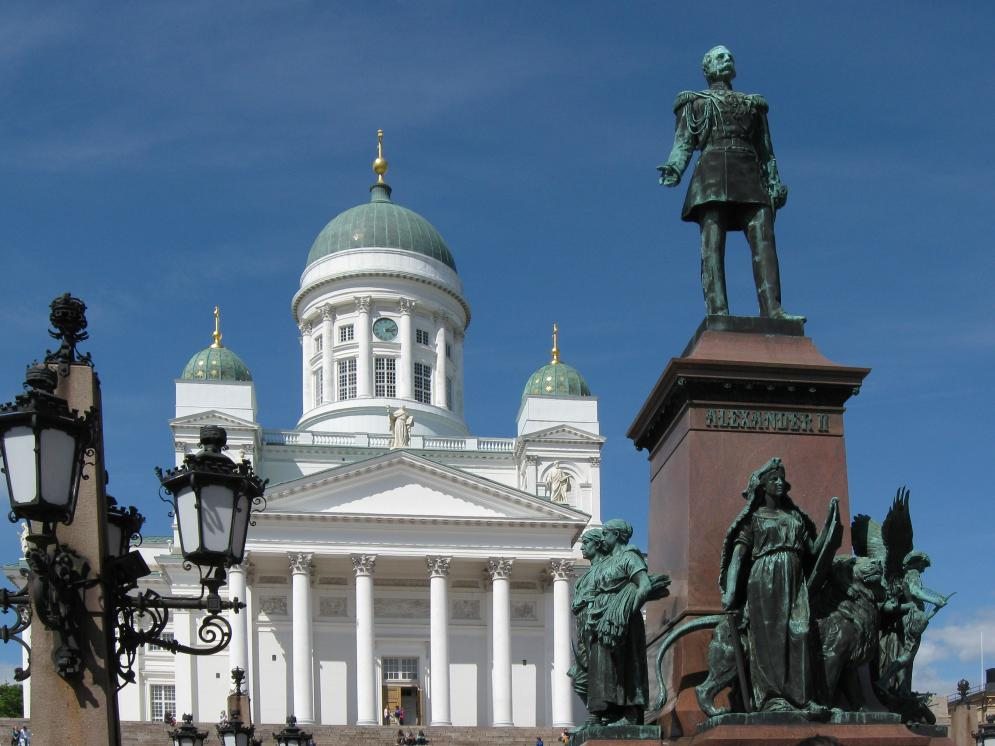 Почему для Украины "не годится" опыт Финляндии?