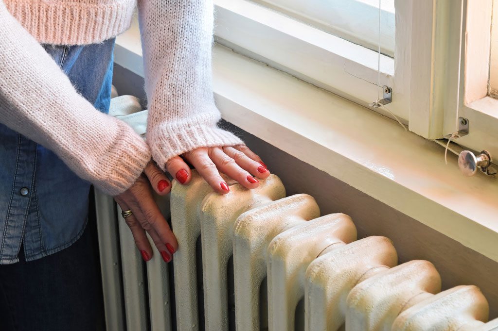 Хоть плати, хоть не плати, а в домах херсонцев – холодно