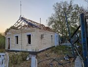 Росіяни вдарили з авіації по Бериславській громаді, постраждала жінка