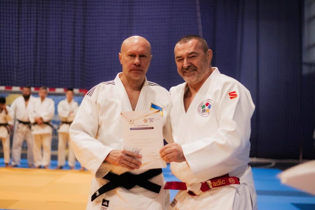 У Херсоні кращим спортсменам і тренерам виплатили понад пів мільйона гривень стипендій та премій