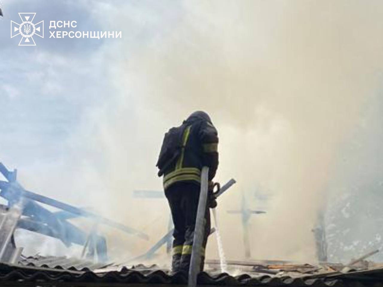 Артобстріли, Херсоні, призвели, пожеж, людських, жертв, внаслідок, ворожих, артилерійських, ударів, Херсоні, Рятувальники, працювали, ДСНС Херсон