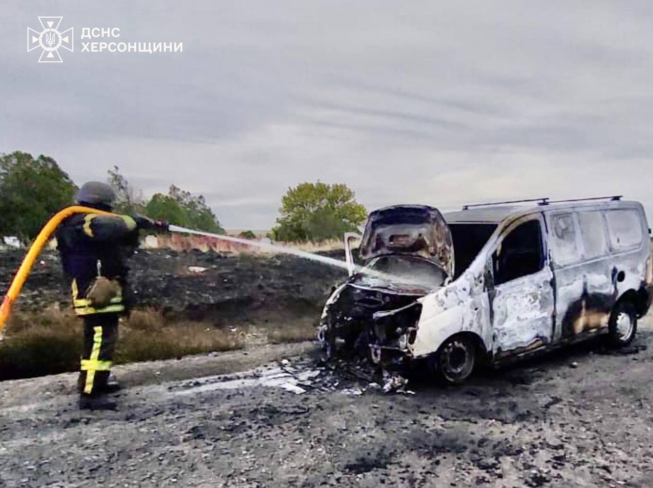 Пожежу, легкового, автомобіля, Калинівському, ліквідували, рятувальники Бериславському, районі, Херсонщини, загасили, пожежу, автомобіля, селі, Калинівське, Бериславського району, Херсонської області, оперативно, прибули, рятувальники, спільно, підрозділом, місцевої, пожежної, охорони, вогонь