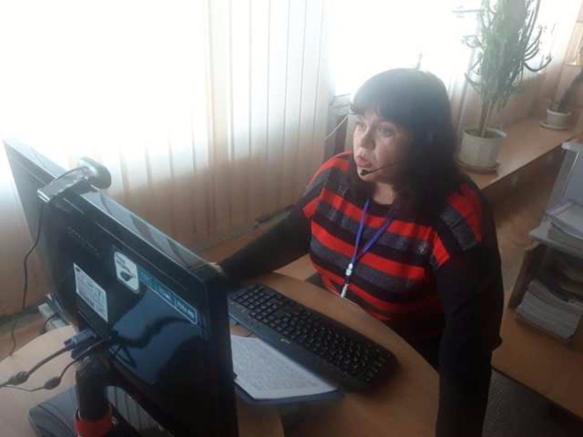 Херсон,библиотека им.Гончара,гостинницы,рестораны