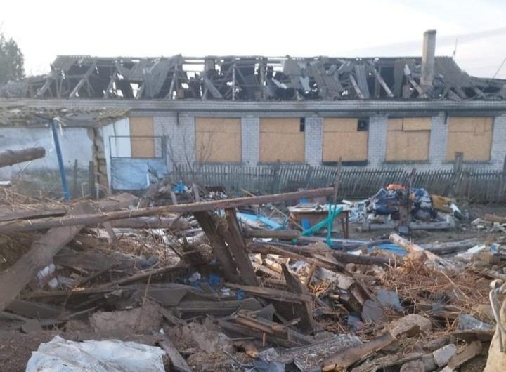 Білозерській громаді, вночі, росіяни, зруйнували, житло, господарчу споруду, У ніч проти, 26 листопада, російські війська, атакували, село Надіївка Білозерської громади, Херсонщині, постраждалих, повідомляється, поінформували, Херсонській ОВА