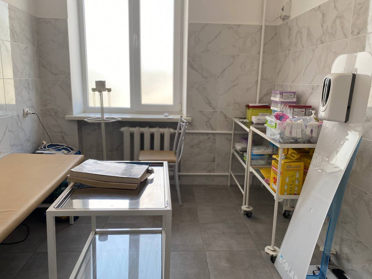 Сьогодні, 11 листопада, близько 10:50, Дніпровському районі Херсона, під час, дронової, атаки, постраждав, 46-річний, працівник, міського, комунального, підприємства, Чоловік, самостійно, звернувся, лікарні