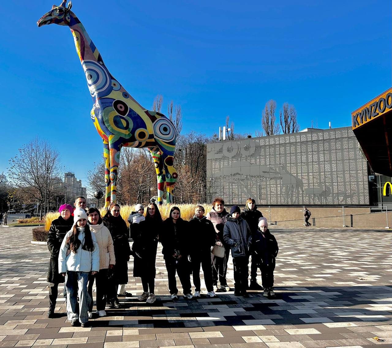 Діти, Херсонщини, відвідали, Київський, зоопарк, межах, підтримки, ВПО, організували, Центр Вільні разом, Київським центром комплексної допомоги ВПО, Група, дітей-переселенців, вирушила, пізнавальну, подорож, Київського зоопарку